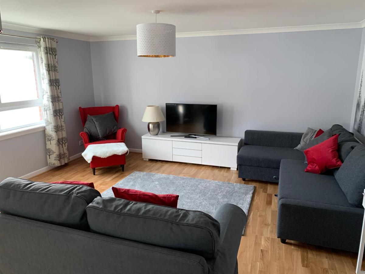 Flat One, 212 Eaglesham Road, East Kilbride, Glasgow Bagian luar foto